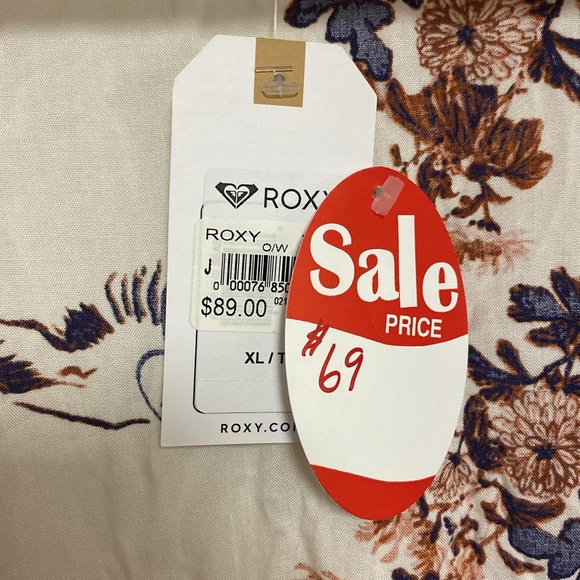 Roxy Women’s Size XL wrap around dress - Picture 3 of 3